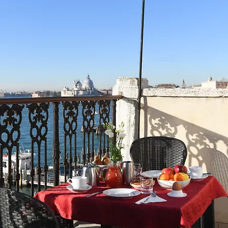 トリビュート トゥ ミュージック レシデンツァ ヴェネツィア