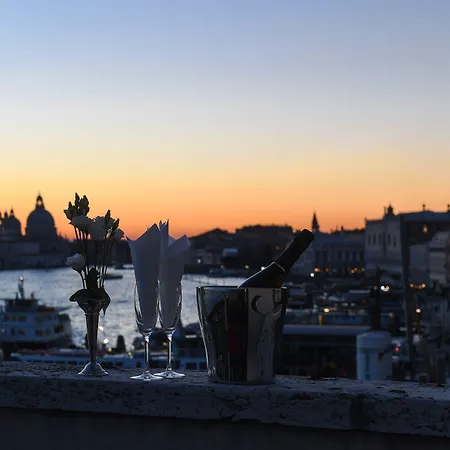 トリビュート トゥ ミュージック レシデンツァ 4* ヴェネツィア