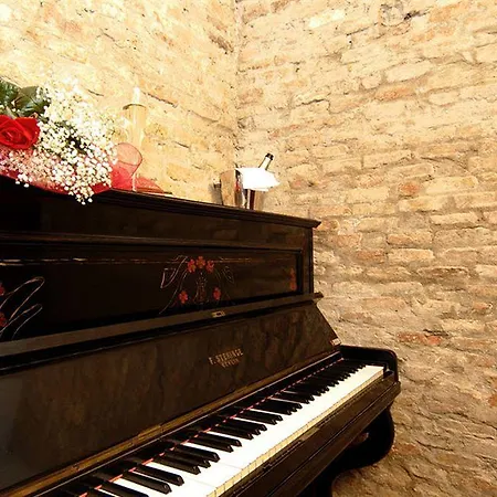 A Tribute To Music Residenza Veneza