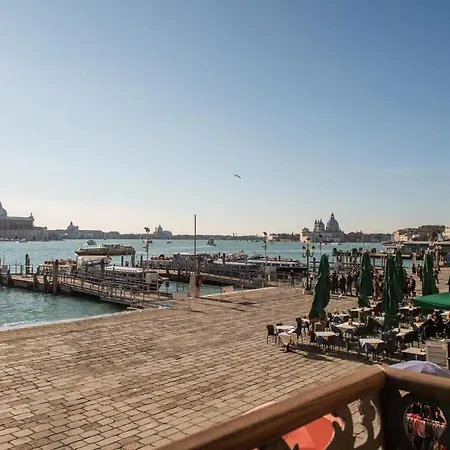 A Tribute To Music Residenza 4* Venice