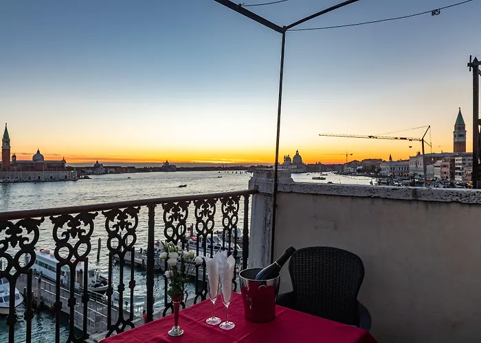 Πανσιόν A Tribute To Music Residenza 4*