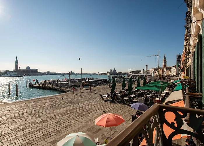 Πανσιόν A Tribute To Music Residenza Βενετία