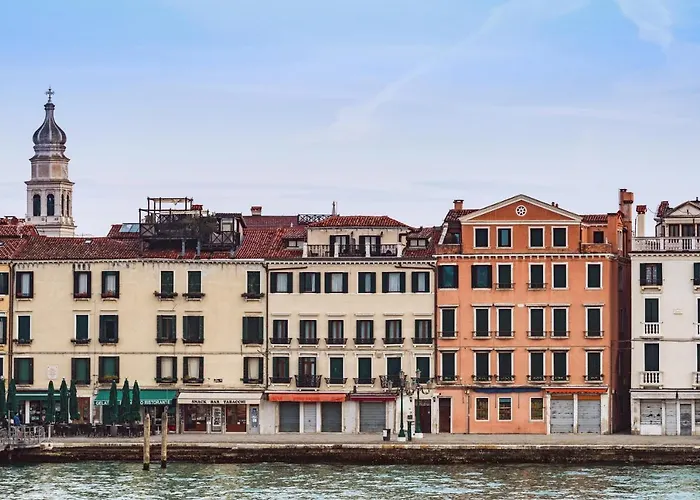 A Tribute To Music Residenza Βενετία